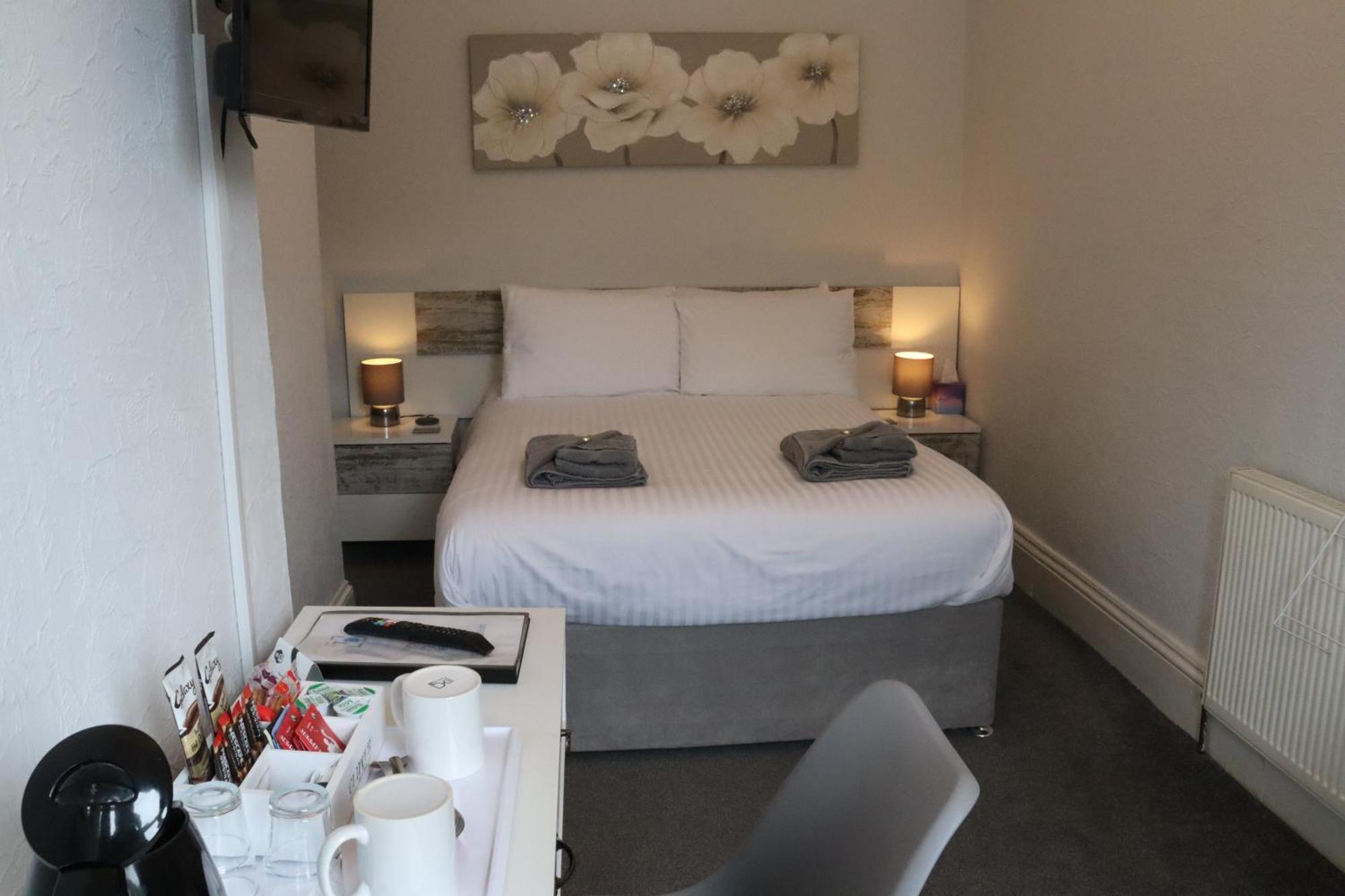 Barclay Guest House Пейнтон Экстерьер фото